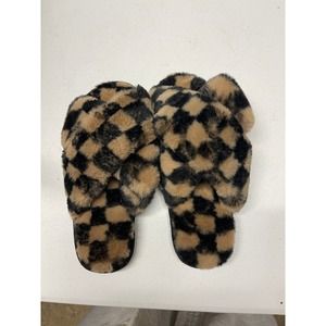 Blackl and Camel checkboard Fuzzy slippers NEW